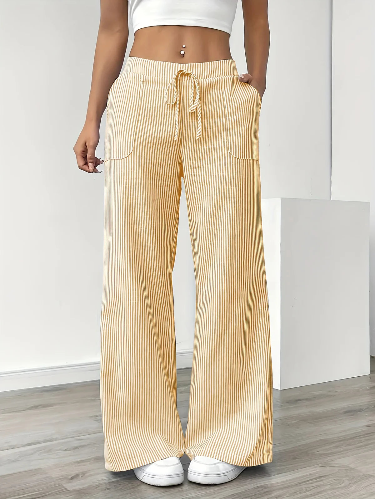 Lyra - Wide-Leg Drawstring Pants