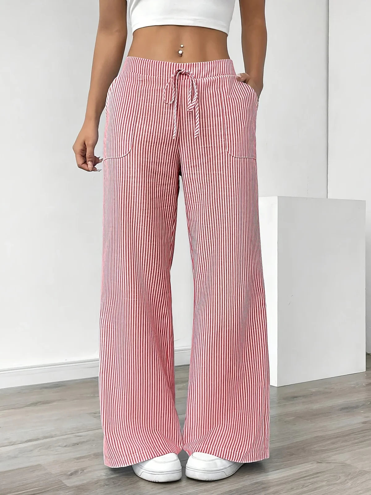 Lyra - Wide-Leg Drawstring Pants