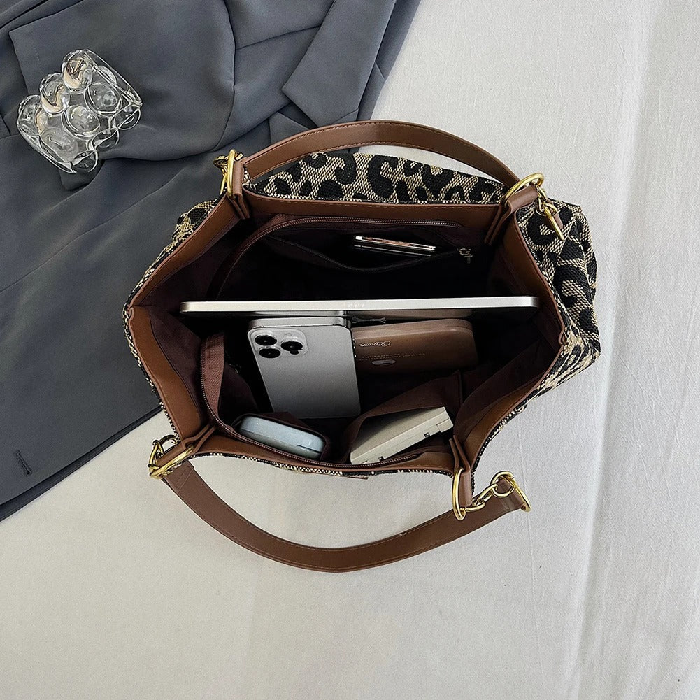 LEOPARD PRINT SHOULDER BAG