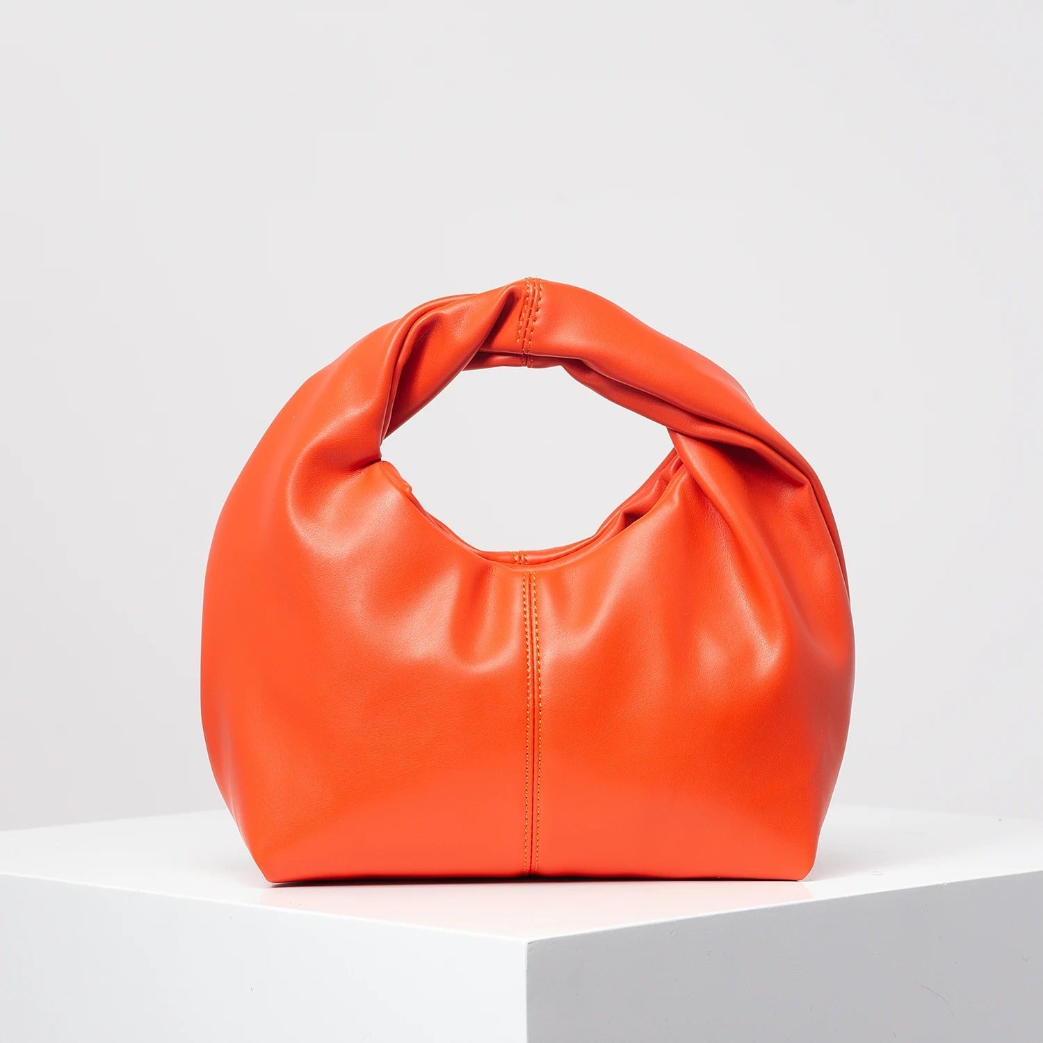 STYLISH TWIST SQUARE BAG