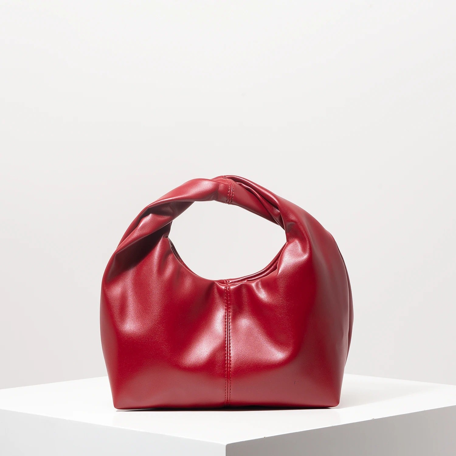STYLISH TWIST SQUARE BAG