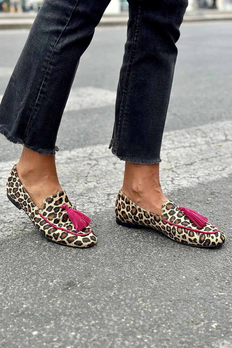 Loafer met Dierenprint en Fuchsia Franjes