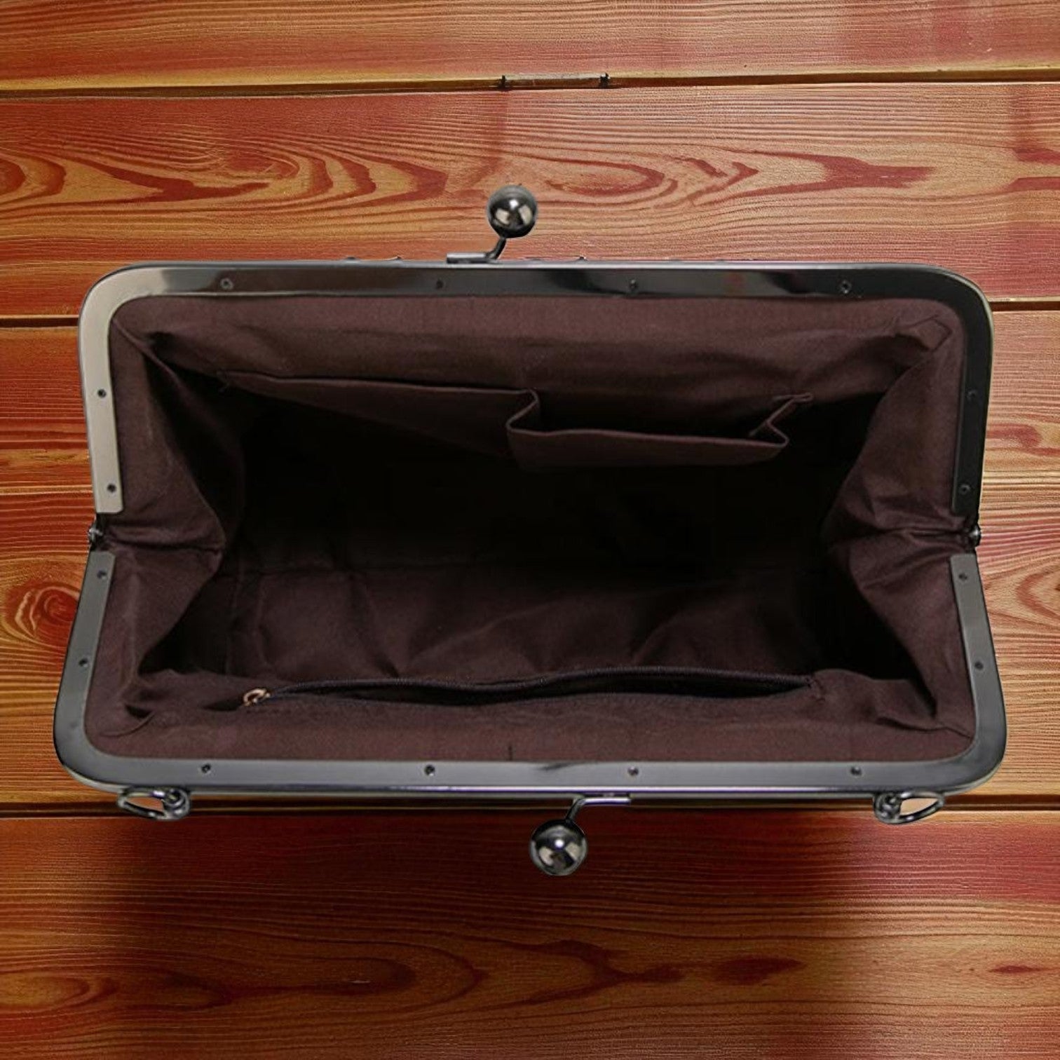 Vintage handtas met slot