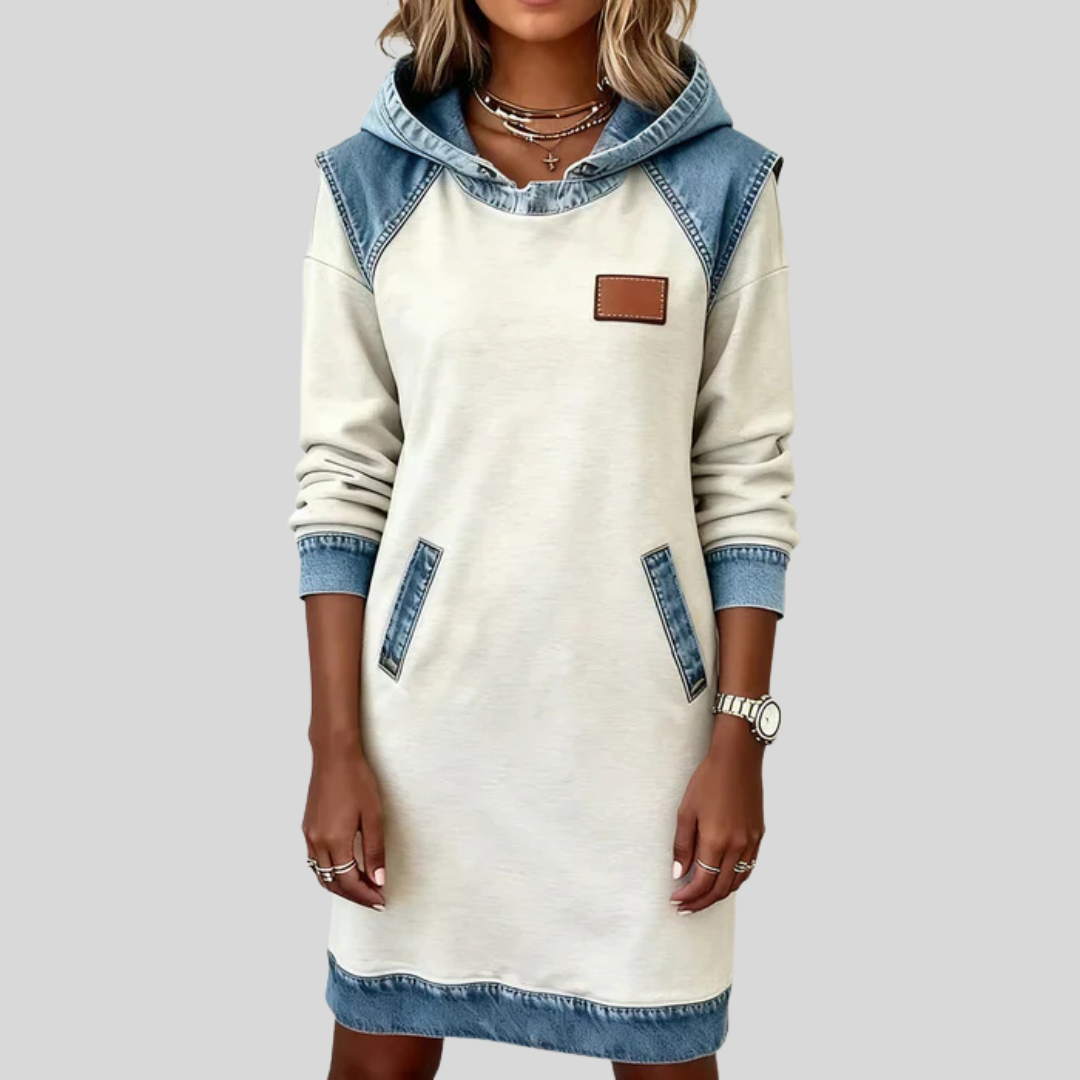 Hanne - Contrast Jurk met Capuchon