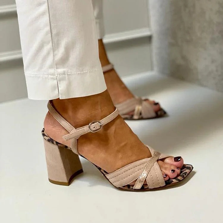 Kruisband Hak Sandalen