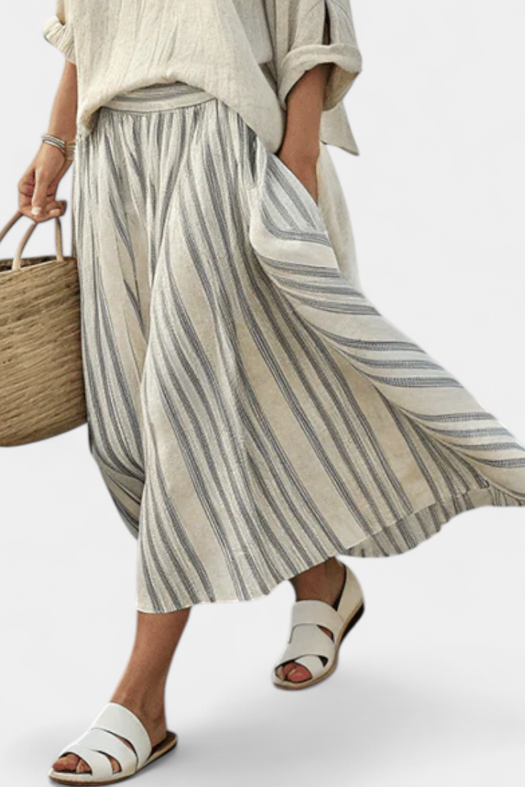 Lotte - Comfortabele Losse Blouse & Gestreepte Midi Rok