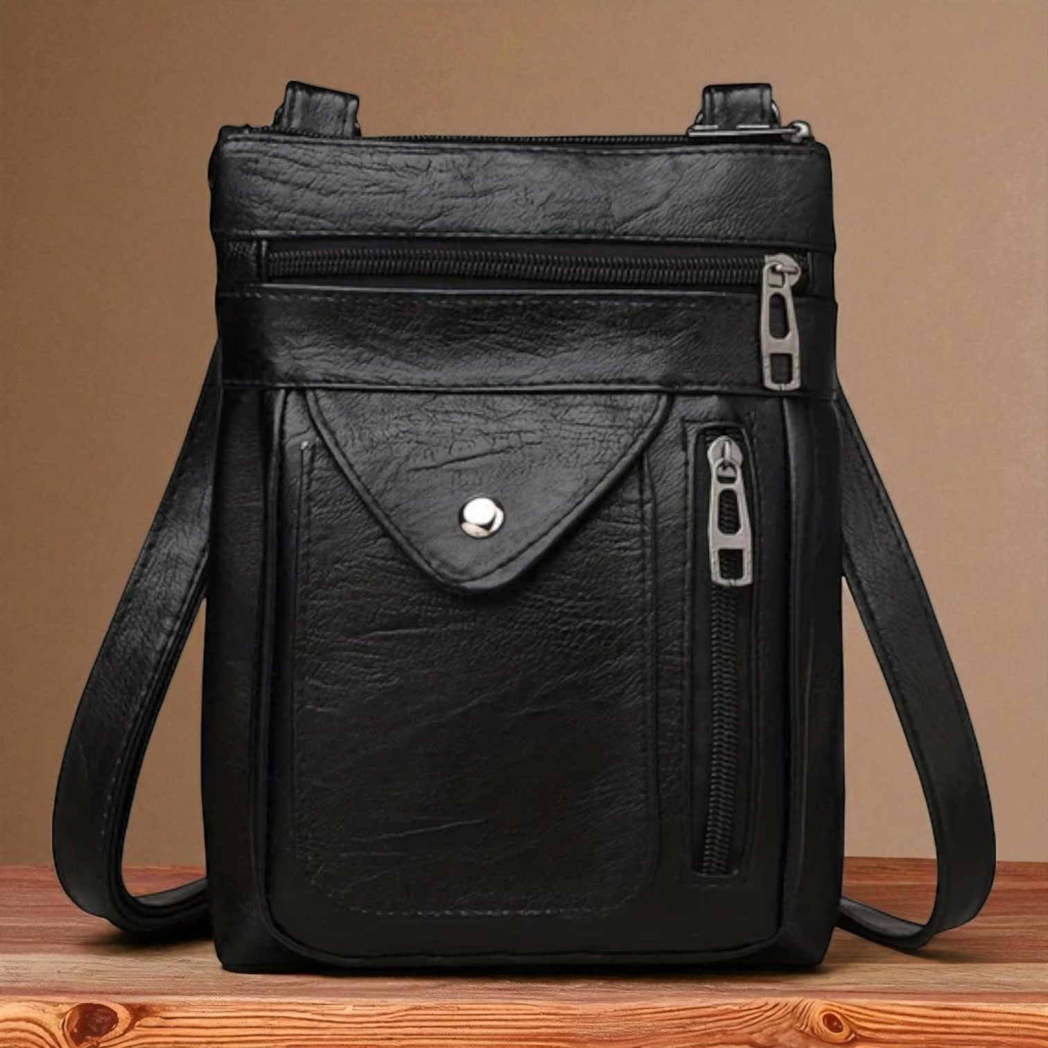 Clara vintage helmtas