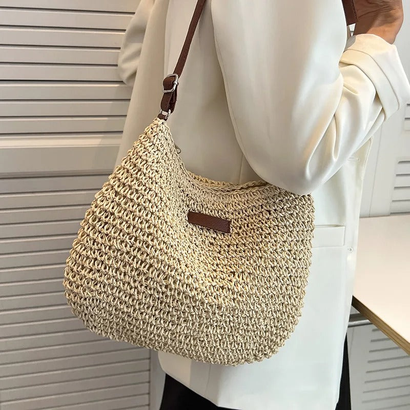 STRAW KNITTED HANDBAG